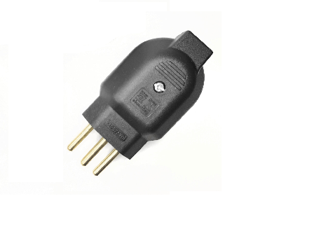 Plug Macho reforçado 2P+T 20A Preto Vo