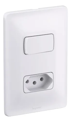Conjunto 1 Interruptor Simples Tomada  10A Pial  Zeffia